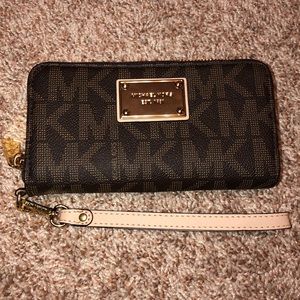 MK wallet